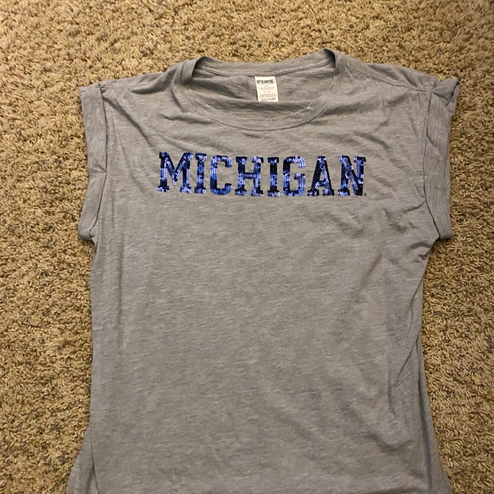 Worn Once Victoria Secret PINK University of Michigan Sequin T-Shirt Large
